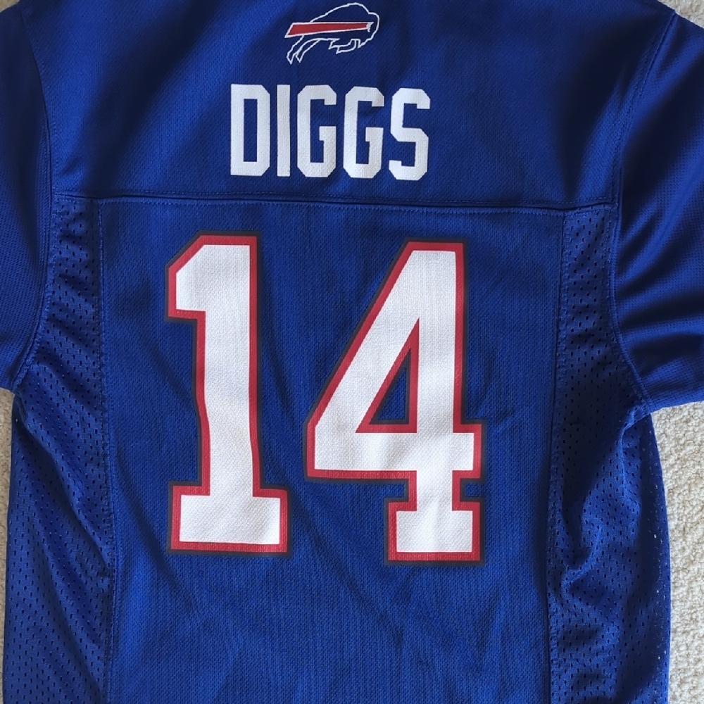 3 For $30. NFL Kids Buffalo Bills Team Jersey - Picture 7 of 8